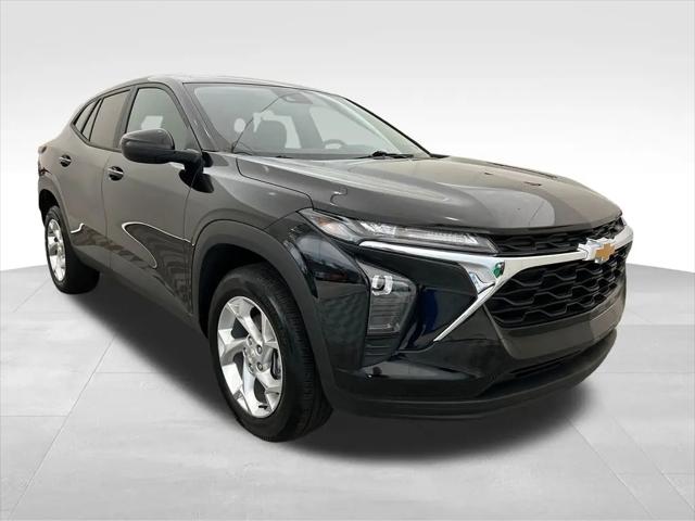 2025 Chevrolet Trax FWD LS