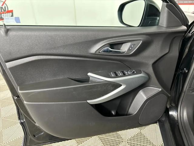 2025 Chevrolet Trax FWD LS