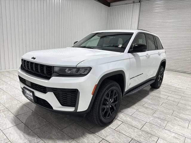2026 Jeep Grand Cherokee Altitude 4x2 for sale in Livingston, TX