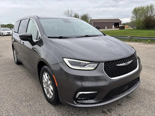 2023 Chrysler Pacifica Touring L for sale in Wayland, MI