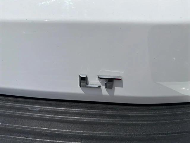 2024 Chevrolet Suburban 4WD LT