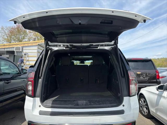 2024 Chevrolet Suburban 4WD LT