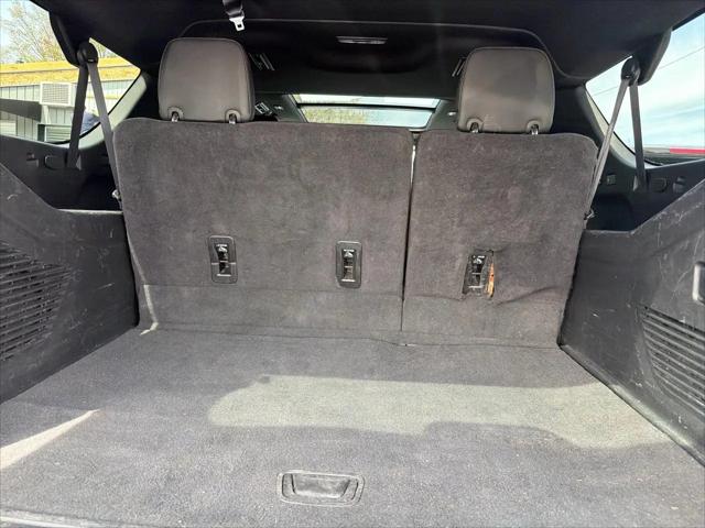 2024 Chevrolet Suburban 4WD LT