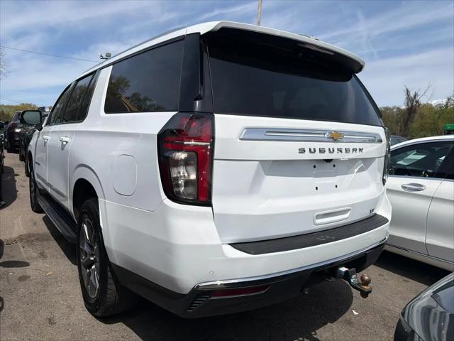 2024 Chevrolet Suburban 4WD LT