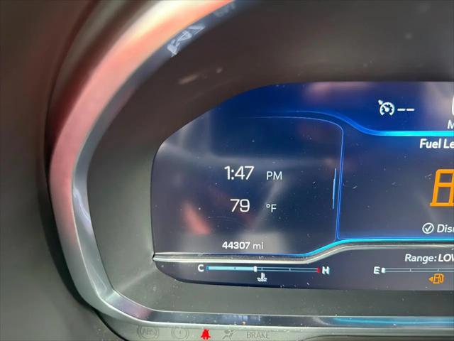 2024 Chevrolet Suburban 4WD LT