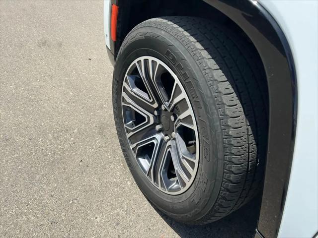 2024 Jeep Wagoneer Series II 4x2