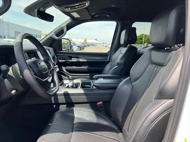 2024 Jeep Wagoneer Series II 4x2