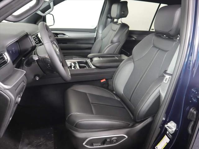2026 Jeep Grand Wagoneer 4x2