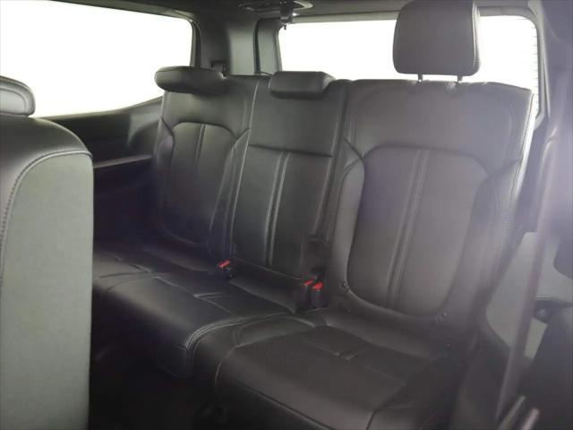 2026 Jeep Grand Wagoneer 4x2