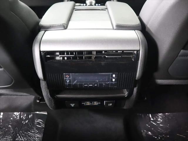 2026 Jeep Grand Wagoneer 4x2