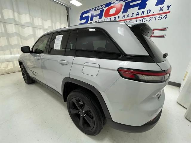 2023 Jeep Grand Cherokee Altitude X 4x4