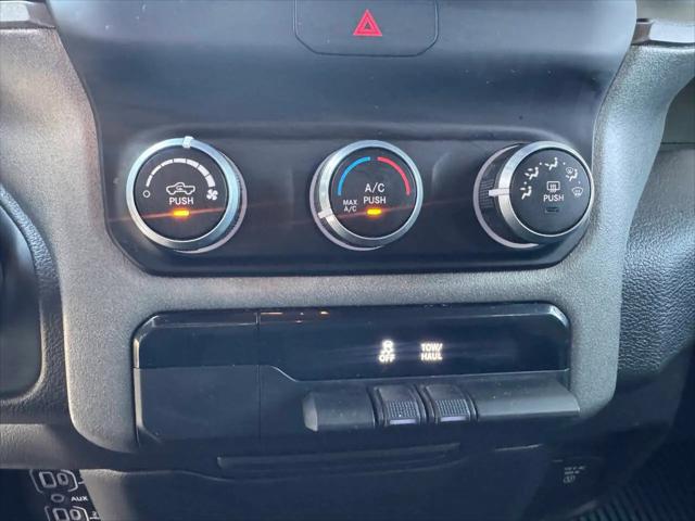 2022 Ram 1500 Tradesman Crew Cab 4x4 6'4" Box