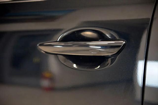 2024 Mazda X-90 Premium