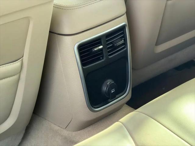 2013 Chrysler 300 Motown
