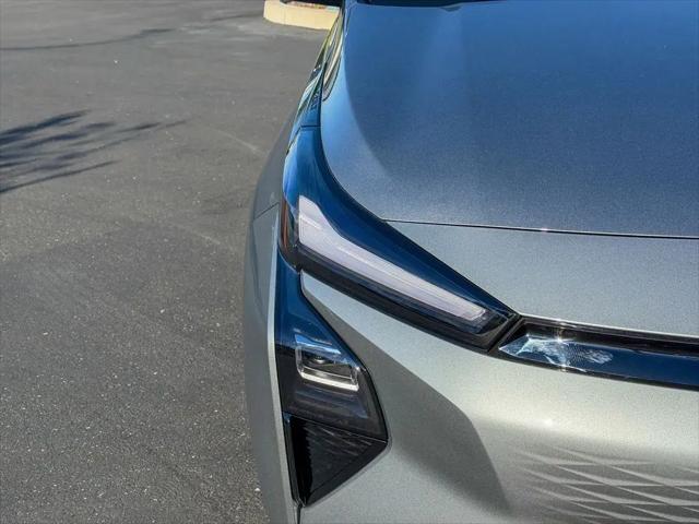 2027 Chevrolet Bolt LT FWD