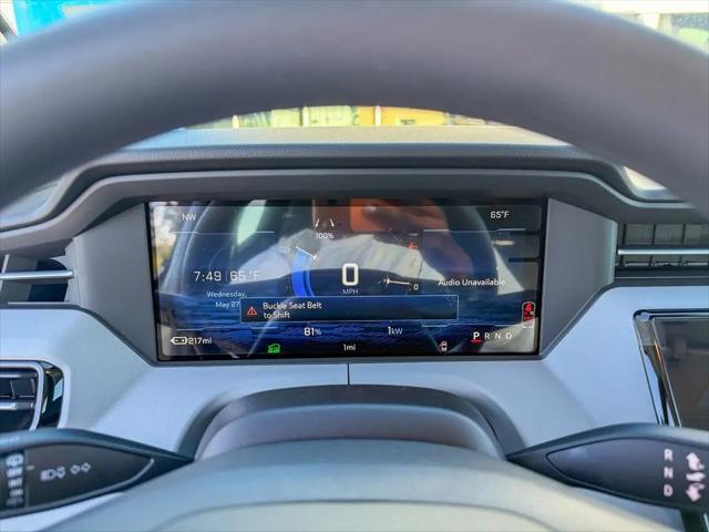 2027 Chevrolet Bolt LT FWD