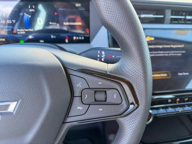2027 Chevrolet Bolt LT FWD