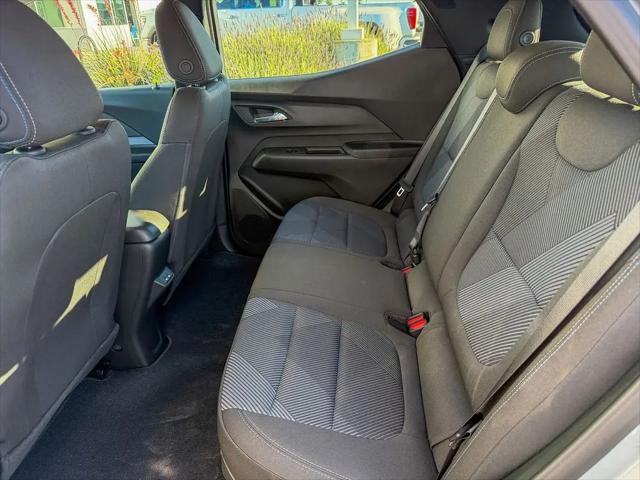 2027 Chevrolet Bolt LT FWD