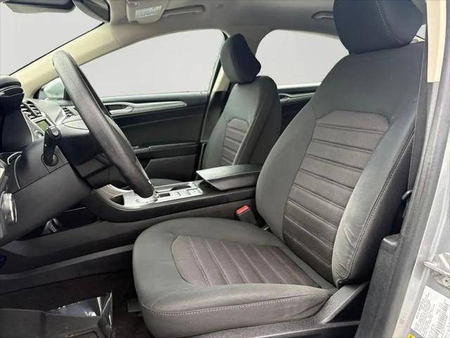 2020 Ford Fusion Hybrid SE
