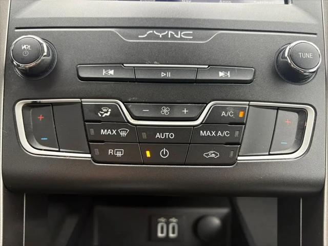 2020 Ford Fusion Hybrid SE