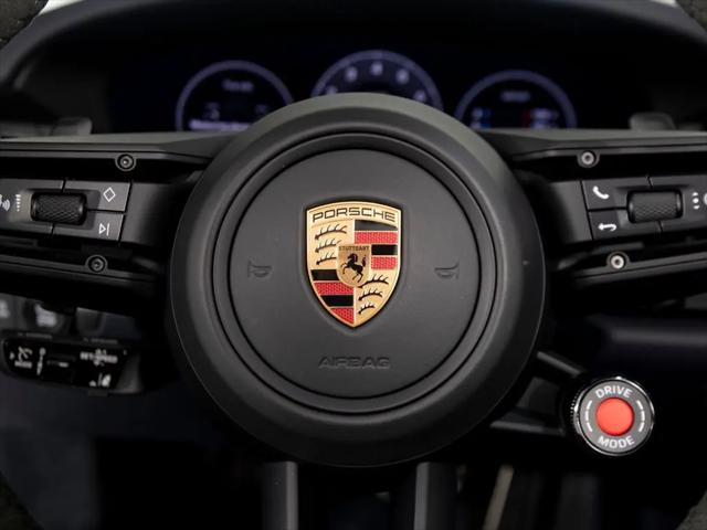 2025 Porsche 911 Carrera GTS Cabriolet