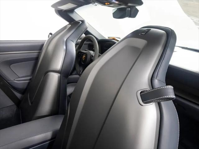 2025 Porsche 911 Carrera GTS Cabriolet