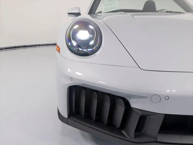 2025 Porsche 911 Carrera GTS Cabriolet