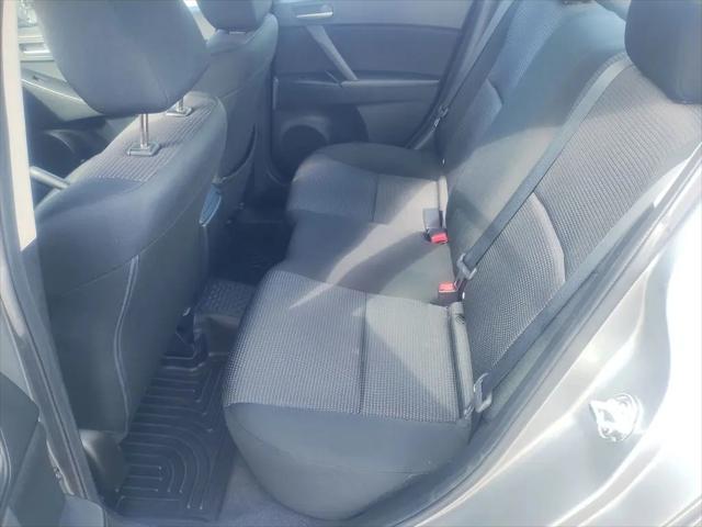 2013 Mazda Mazda3 i SV