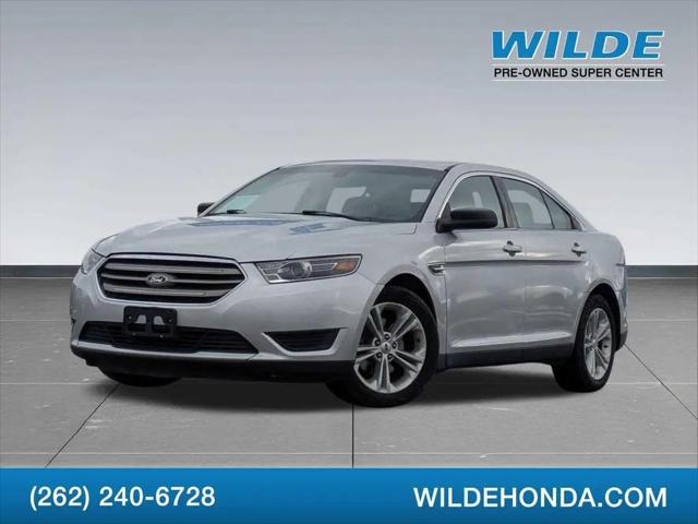 2017 Ford Taurus SE for sale in Waukesha, WI
