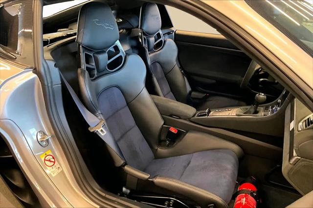 2025 Porsche 718 Cayman GT4 RS