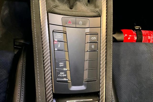 2025 Porsche 718 Cayman GT4 RS