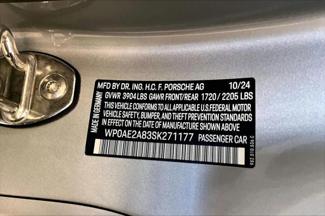 2025 Porsche 718 Cayman GT4 RS