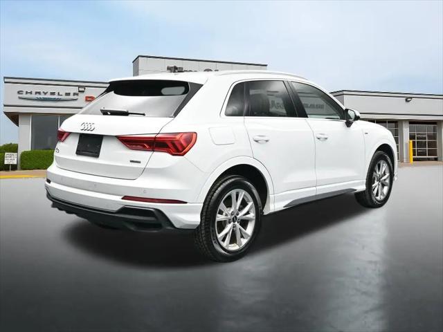 2024 Audi Q3 Premium 45 TFSI S line quattro Tiptronic