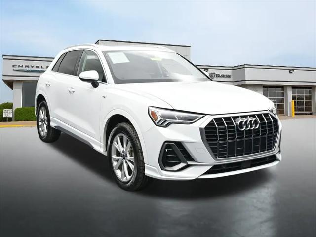 2024 Audi Q3 Premium 45 TFSI S line quattro Tiptronic