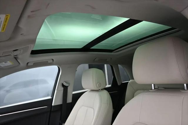 2024 Audi Q3 Premium 45 TFSI S line quattro Tiptronic