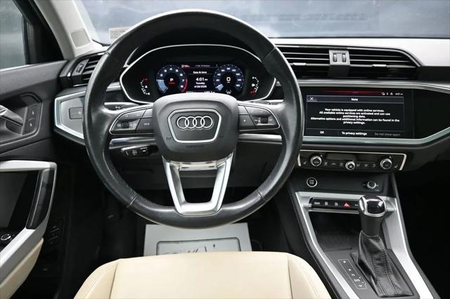 2024 Audi Q3 Premium 45 TFSI S line quattro Tiptronic
