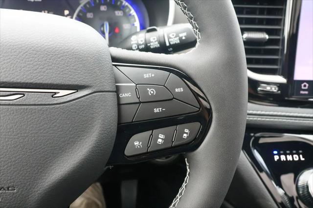 2027 Chrysler Pacifica Limited