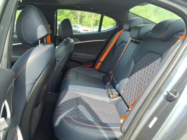 2026 Genesis G70 3.3T Prestige Graphite