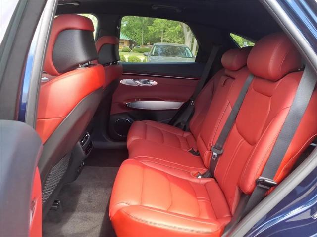 2026 Genesis GV70 2.5T Sport Prestige
