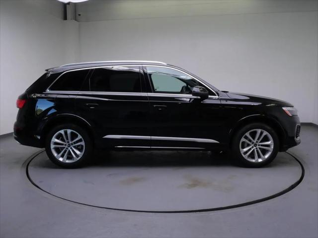 2025 Audi Q7 Premium 45 TFSI quattro Tiptronic