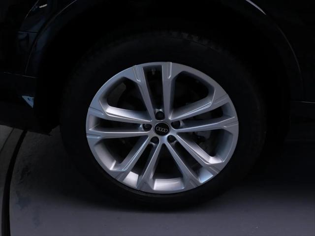 2025 Audi Q7 Premium 45 TFSI quattro Tiptronic
