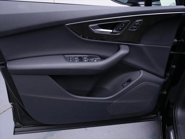 2025 Audi Q7 Premium 45 TFSI quattro Tiptronic