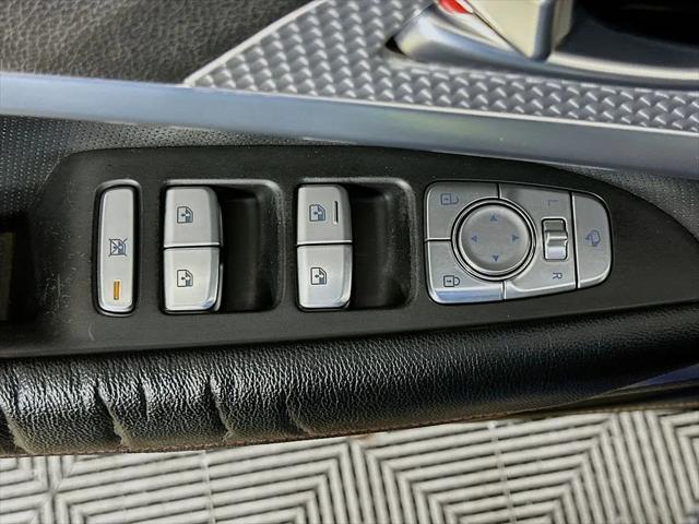 2023 Genesis G70 2.0T RWD