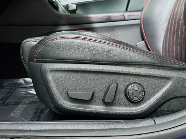 2023 Genesis G70 2.0T RWD