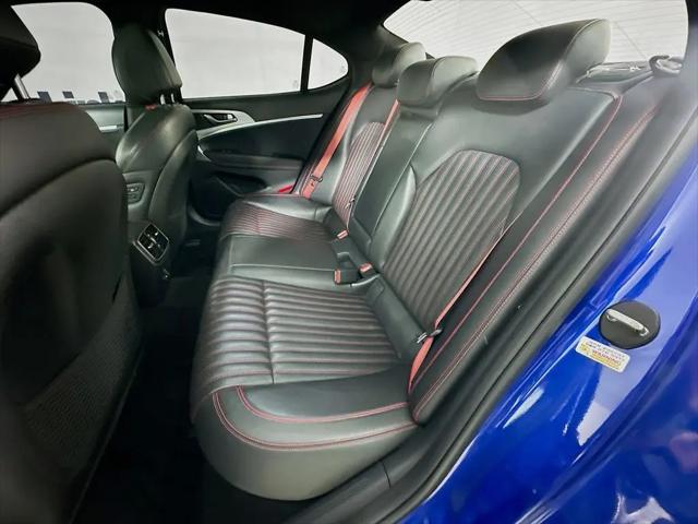 2023 Genesis G70 2.0T RWD