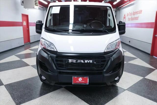 2025 Ram ProMaster 2500 Cargo Van Tradesman Low Roof 136" WB w/Pass Seat