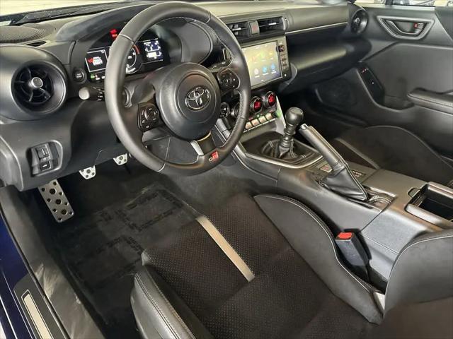 2025 Toyota GR86 Premium