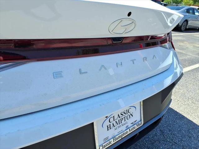 2026 Hyundai Elantra SE