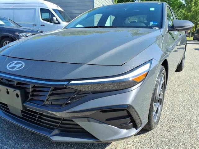 2026 Hyundai Elantra Hybrid Limited