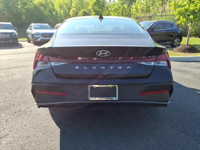 2026 Hyundai Elantra SE